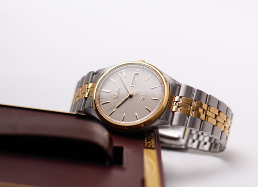 1989 Seiko SQ Quartz Two Tone Gray Dial Men's Wrist-Watch W/Box