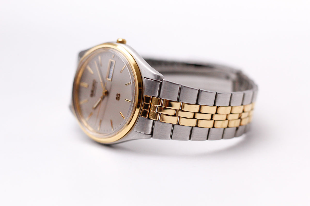 1989 Seiko SQ Quartz Two Tone Gray Dial Men's Wrist-Watch W/Box