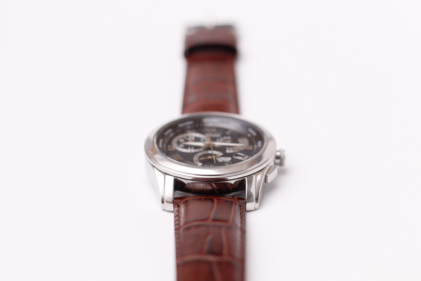 2005 Citizen Eco-Drive Perpetual Calendar Metallic Purple Dial Men's Wrist-Watch