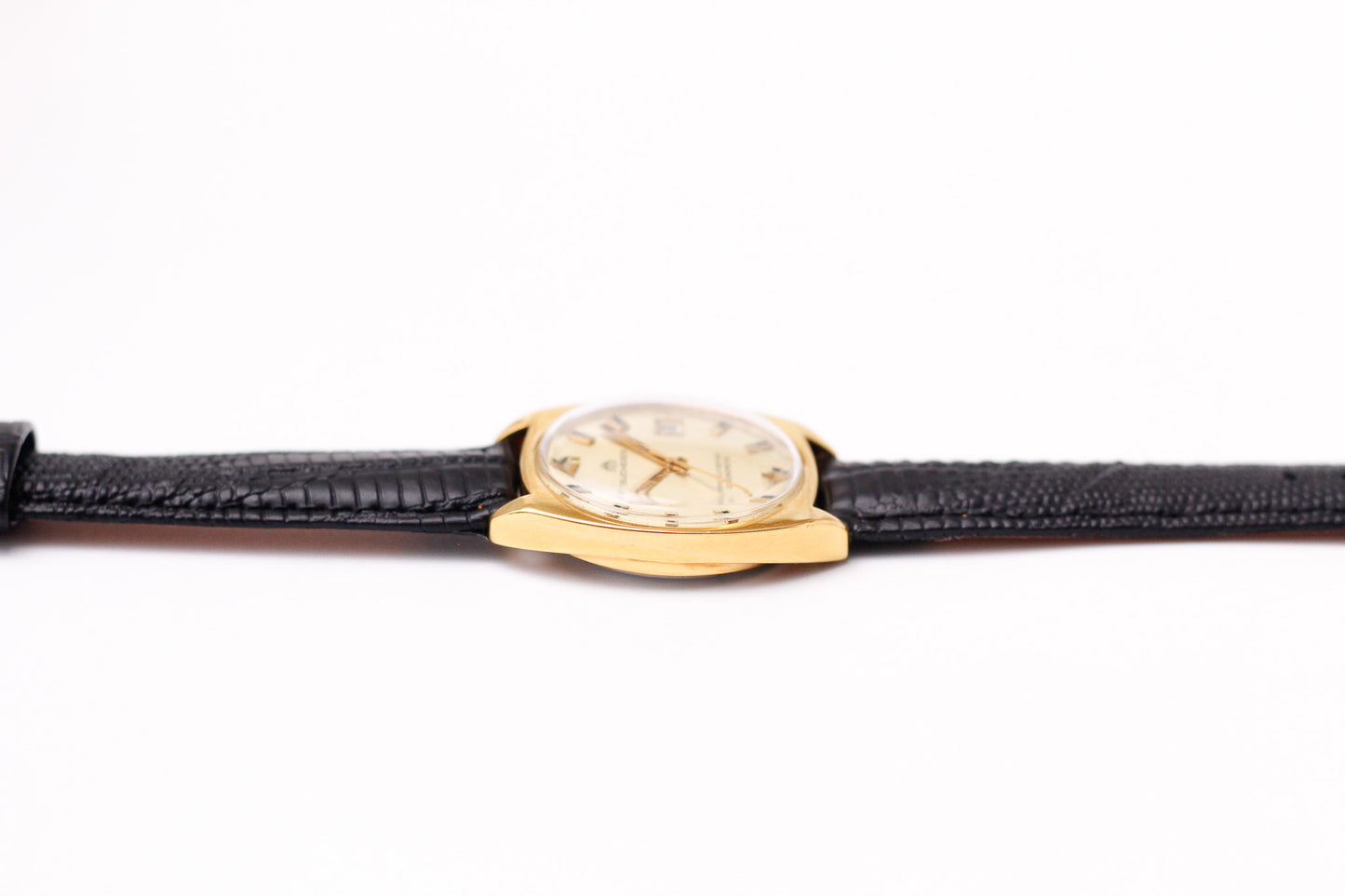 [Serviced] 1970s Bucherer Chronometer Straight Grain Golden Dial Men's Wrist-Watch