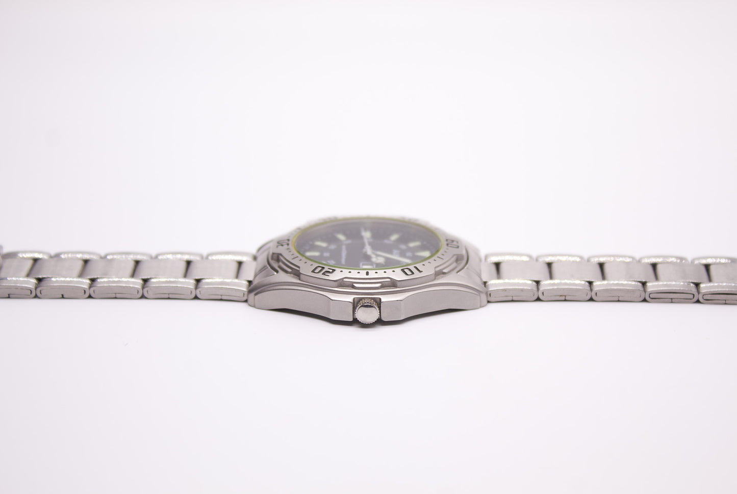 1995 Alba 'Baby Explorer' Inky Black Dial Men's Wrist-Watch