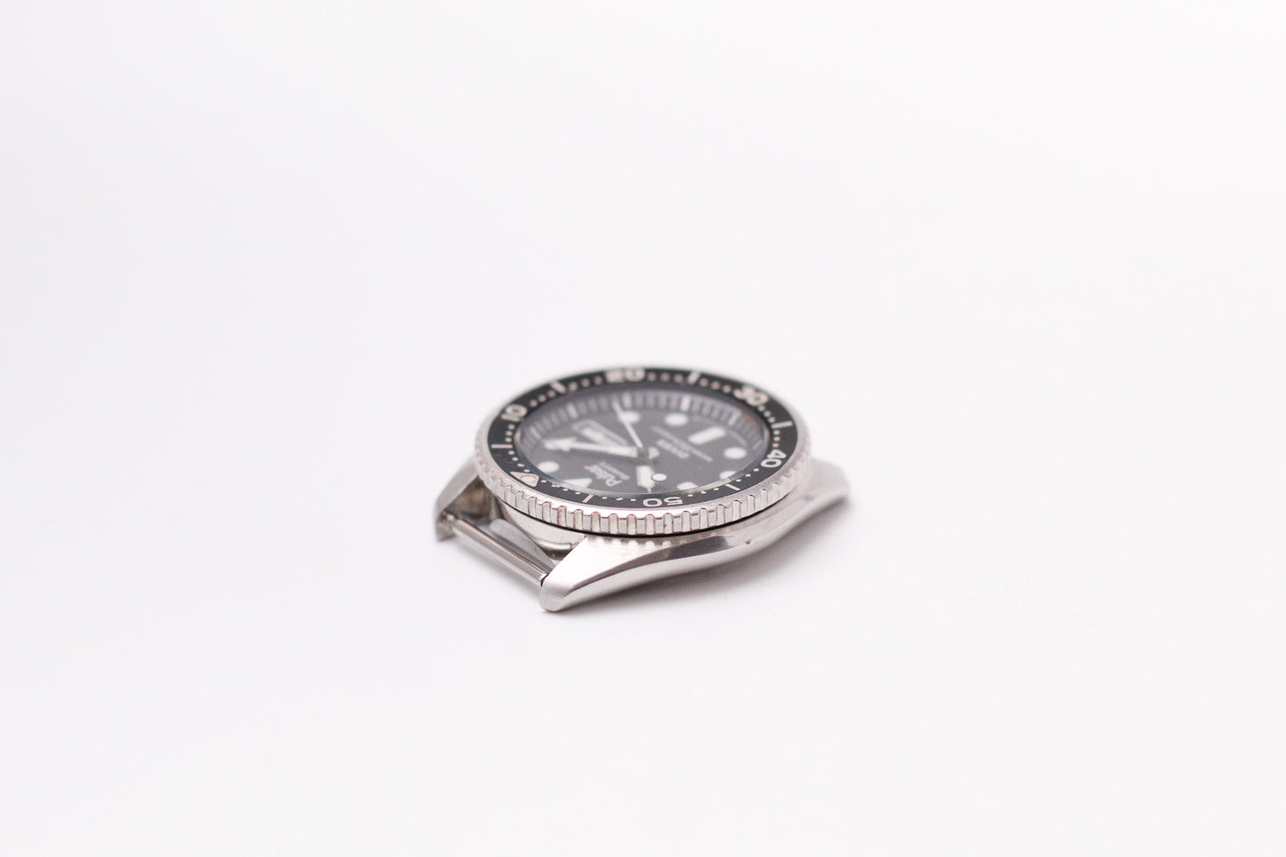 1981 Pulsar Quartz Diver Matte Black Dial Men's Wrist-Watch