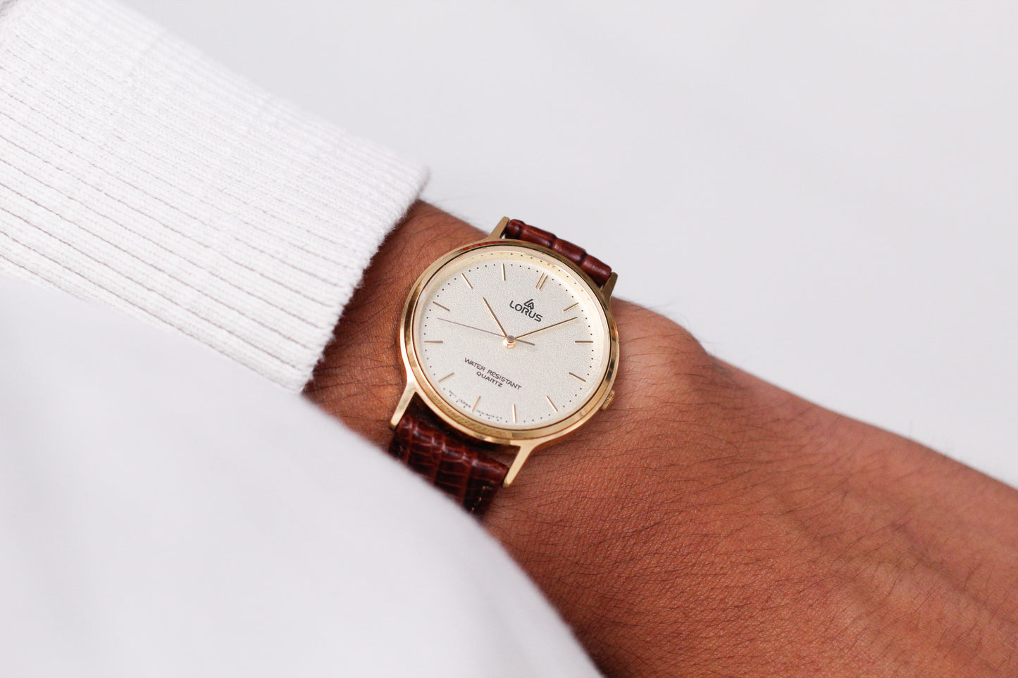 1990s Lorus Quartz Golden Snowfall Dial Men's Wrist-Watch