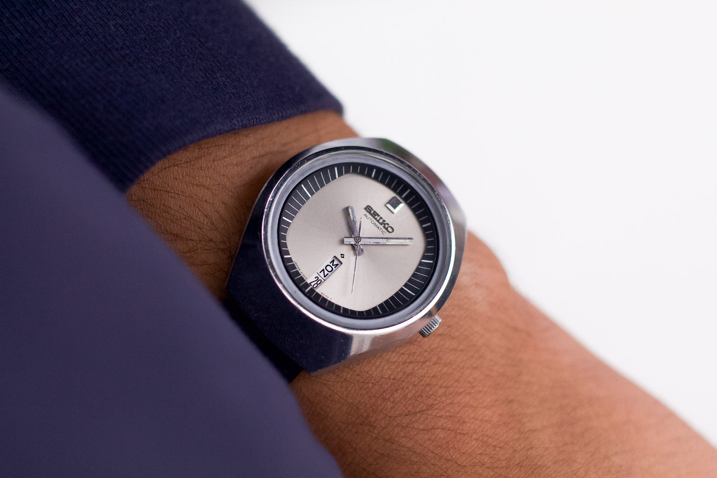 [Serviced] 1978 Seiko Automatic Gray Sunburst Dial Men's Wrist-Watch