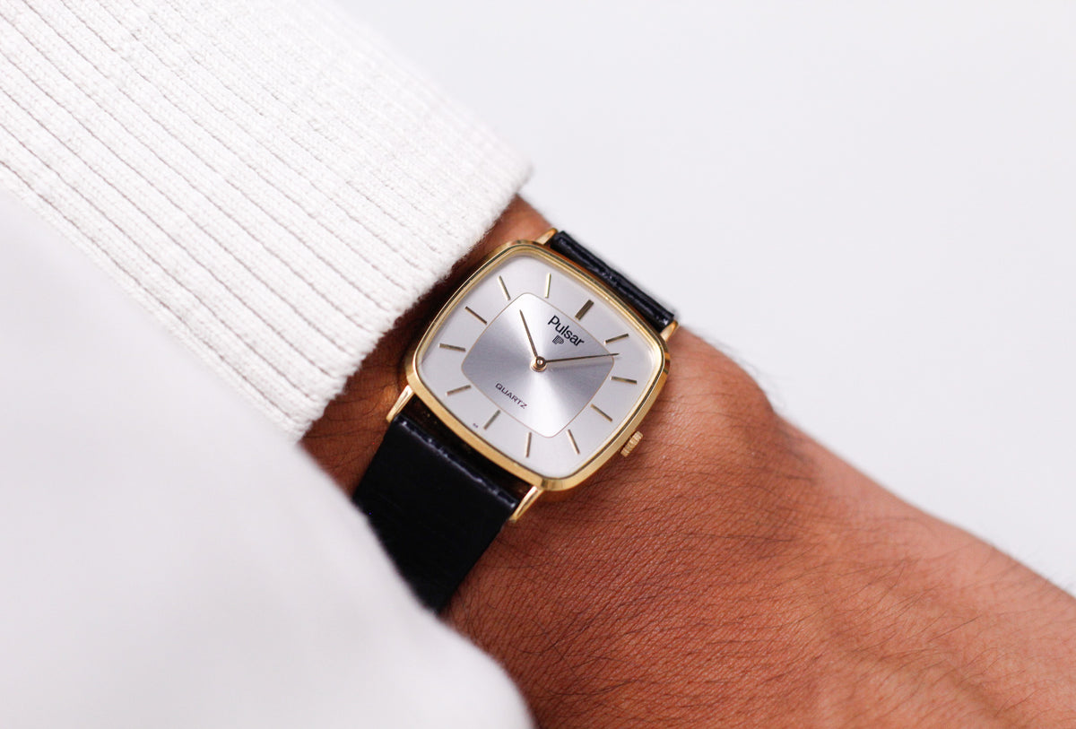 1996 Pulsar Quartz Silver Sunburst Dial Men's Wrist-Watch