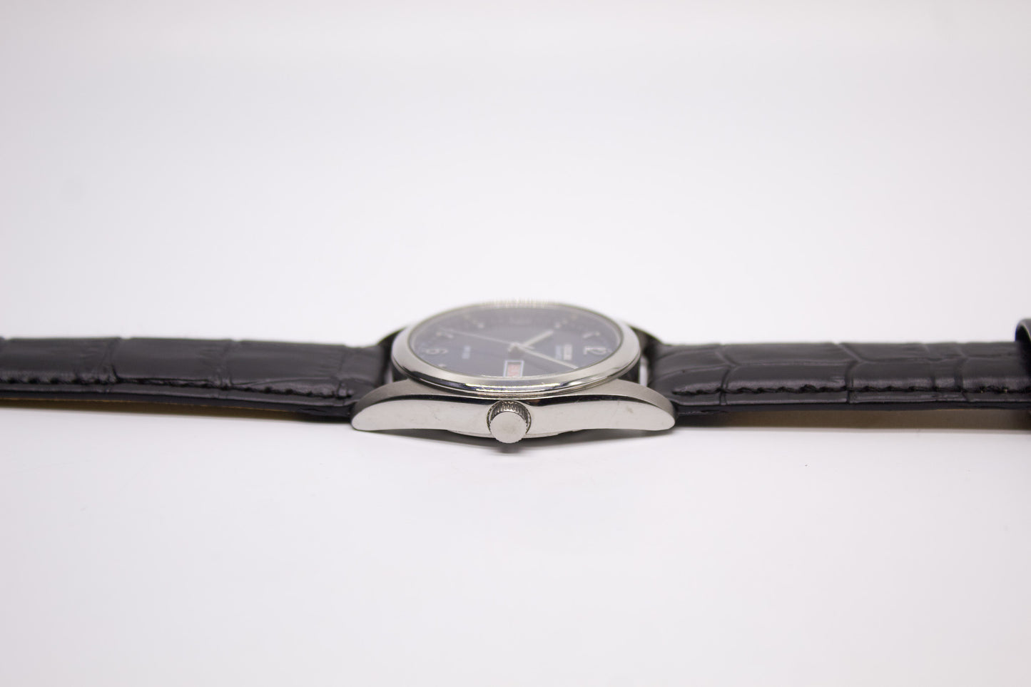 1990s Citizen Quartz Marine Blue Dial Men's Wrist-Watch