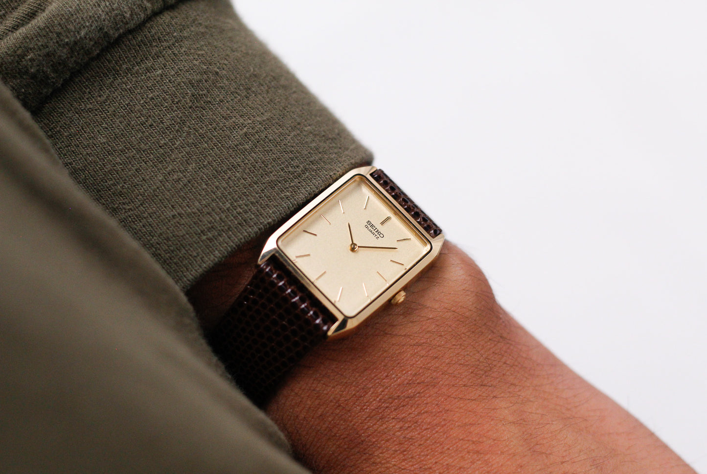 1987 Seiko Tank Straight Grain Golden Dial Men's Wrist-Watch