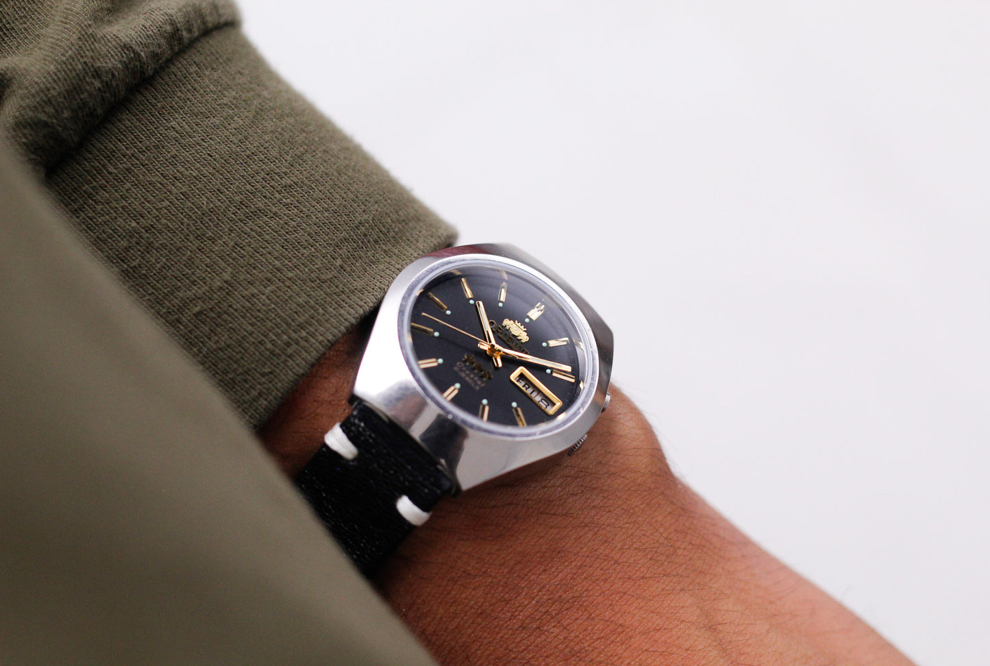 [Serviced] 1970s Orient Crystal Automatic Matte Black Dial Men's Wrist-Watch