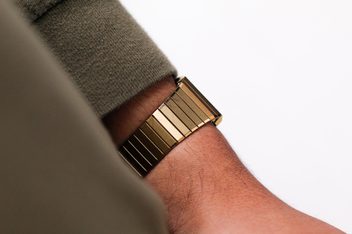 1993 Pulsar Quartz Brilliant Golden Striped Dial Men's Wrist-Watch