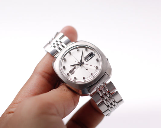 [Serviced] 1971 Seiko 5 Automatic Silver Sunburst Dial Men's Wrist-Watch
