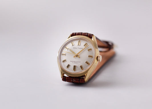 [Serviced] 1970s Waltham Mechanical Silver Sunburst Dial Men's Wrist-Watch