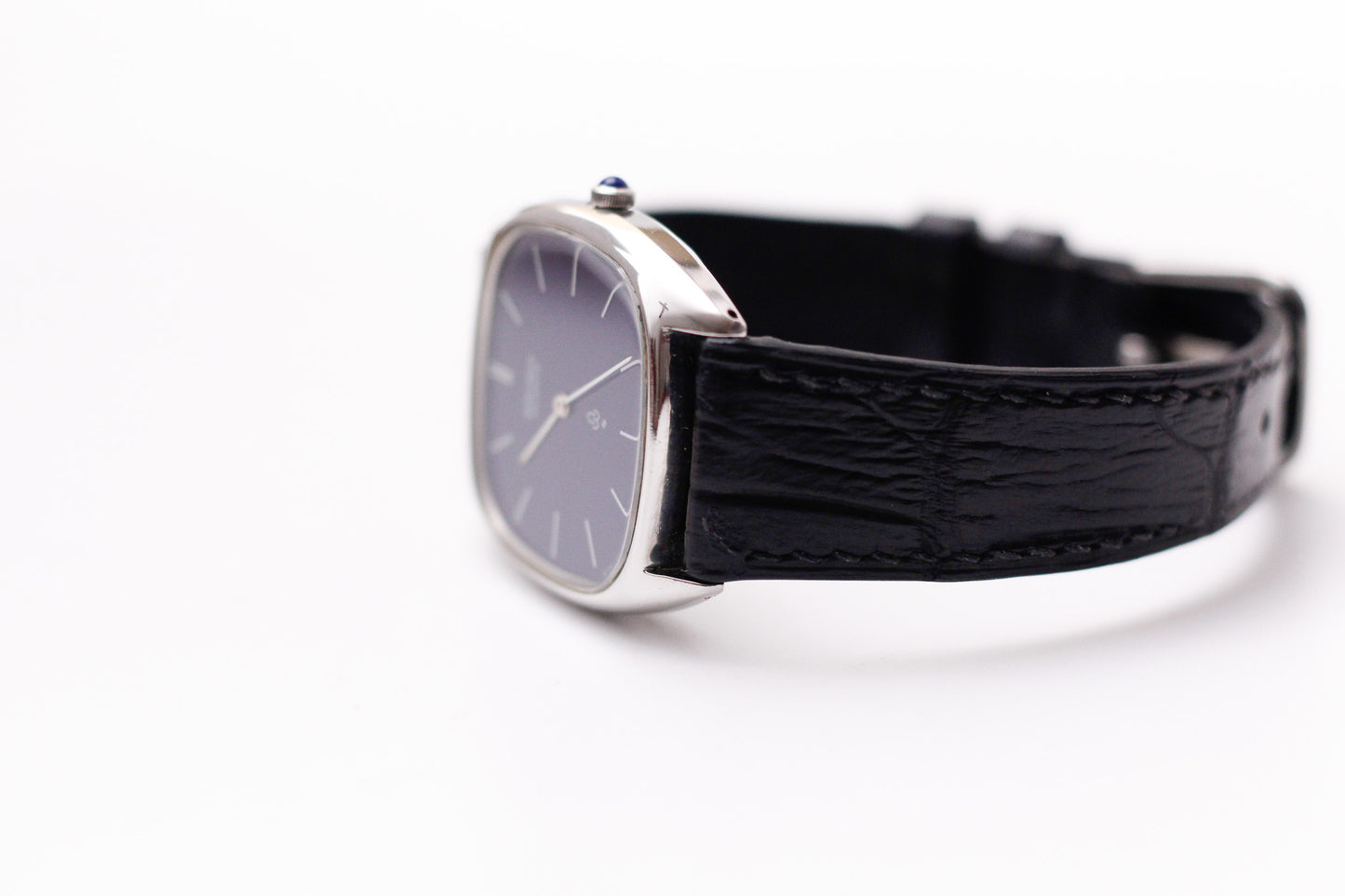 1975 Seiko Quartz Glossy Royal Blue Dial Men's Wrist-Watch