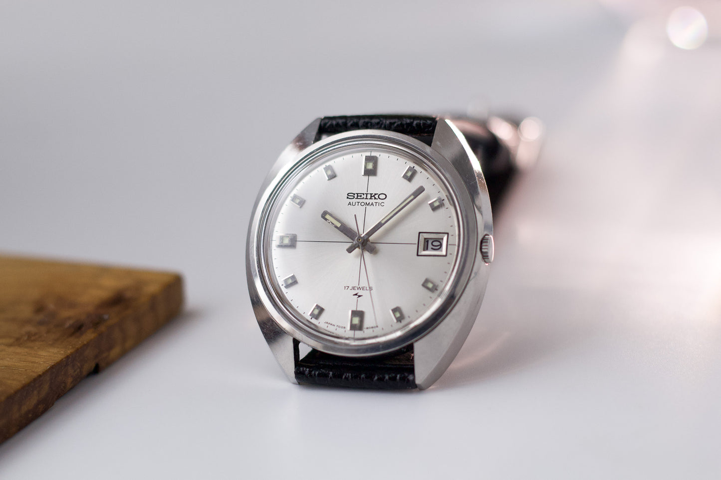 [Serviced] 1969  Seiko Automatic Silver Cross-Hair Sunburst Dial Men's Wrist-Watch