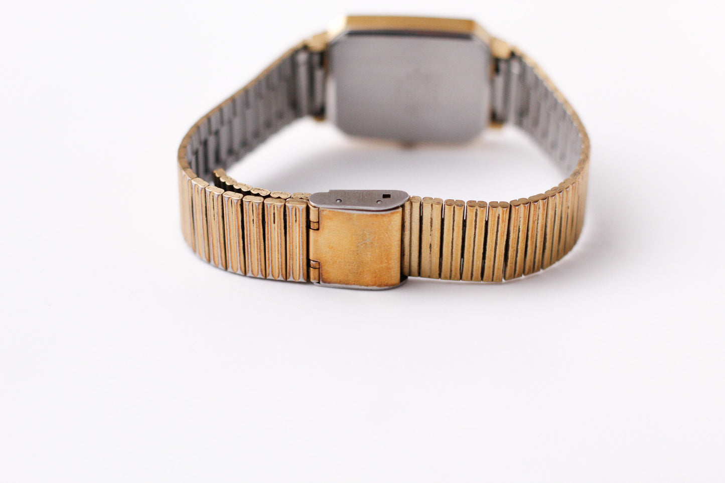 1992 Pulsar Quartz Champagne Sunburst Dial Men's Wrist-Watch