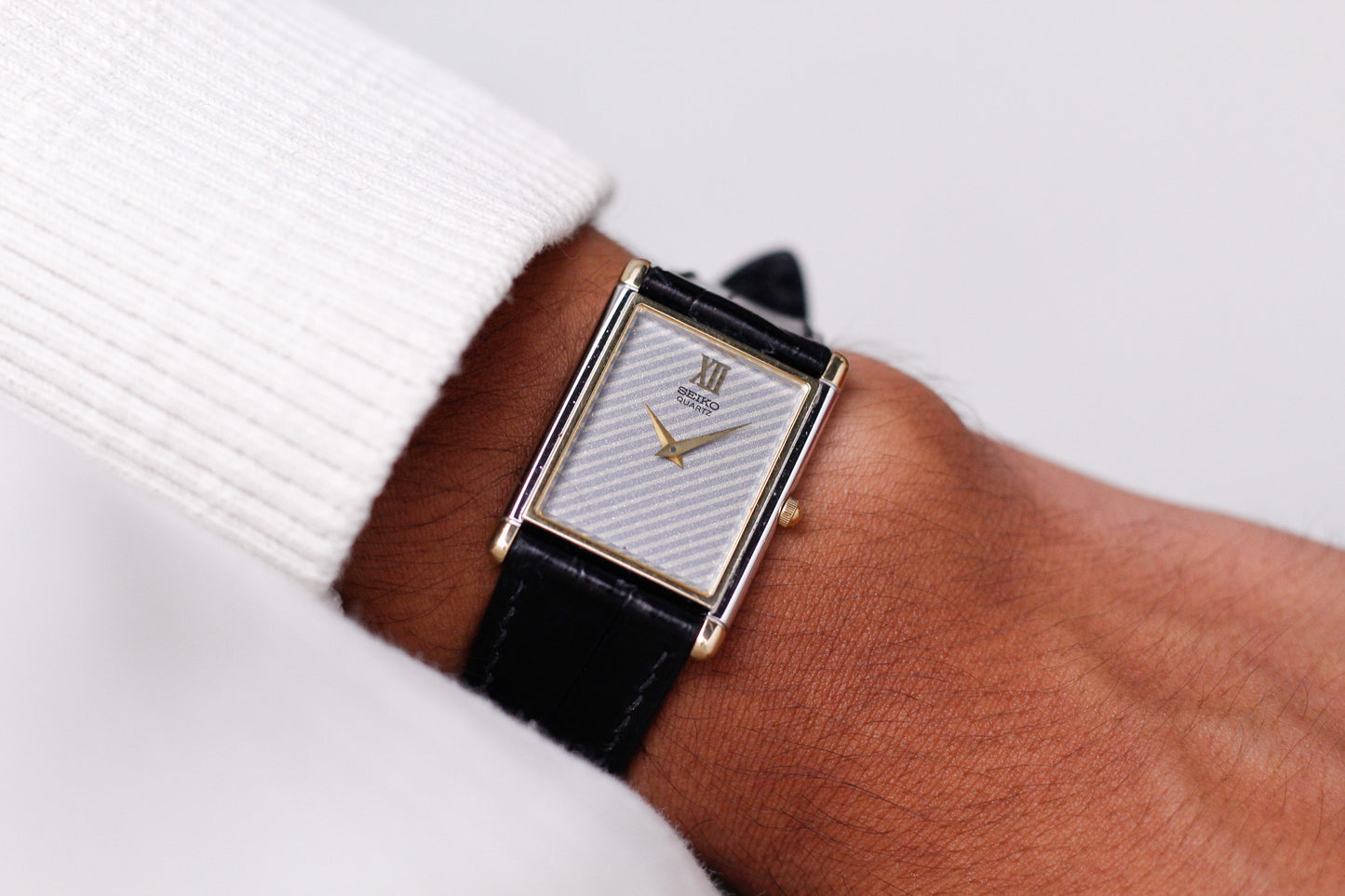 1984 Seiko Quartz Gray Roman Indice Dial Two Tone Case Men's Wrist-Watch
