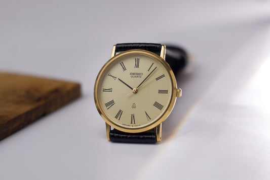 1980 Seiko Quartz Golden Roman Dial Men's Wrist-Watch