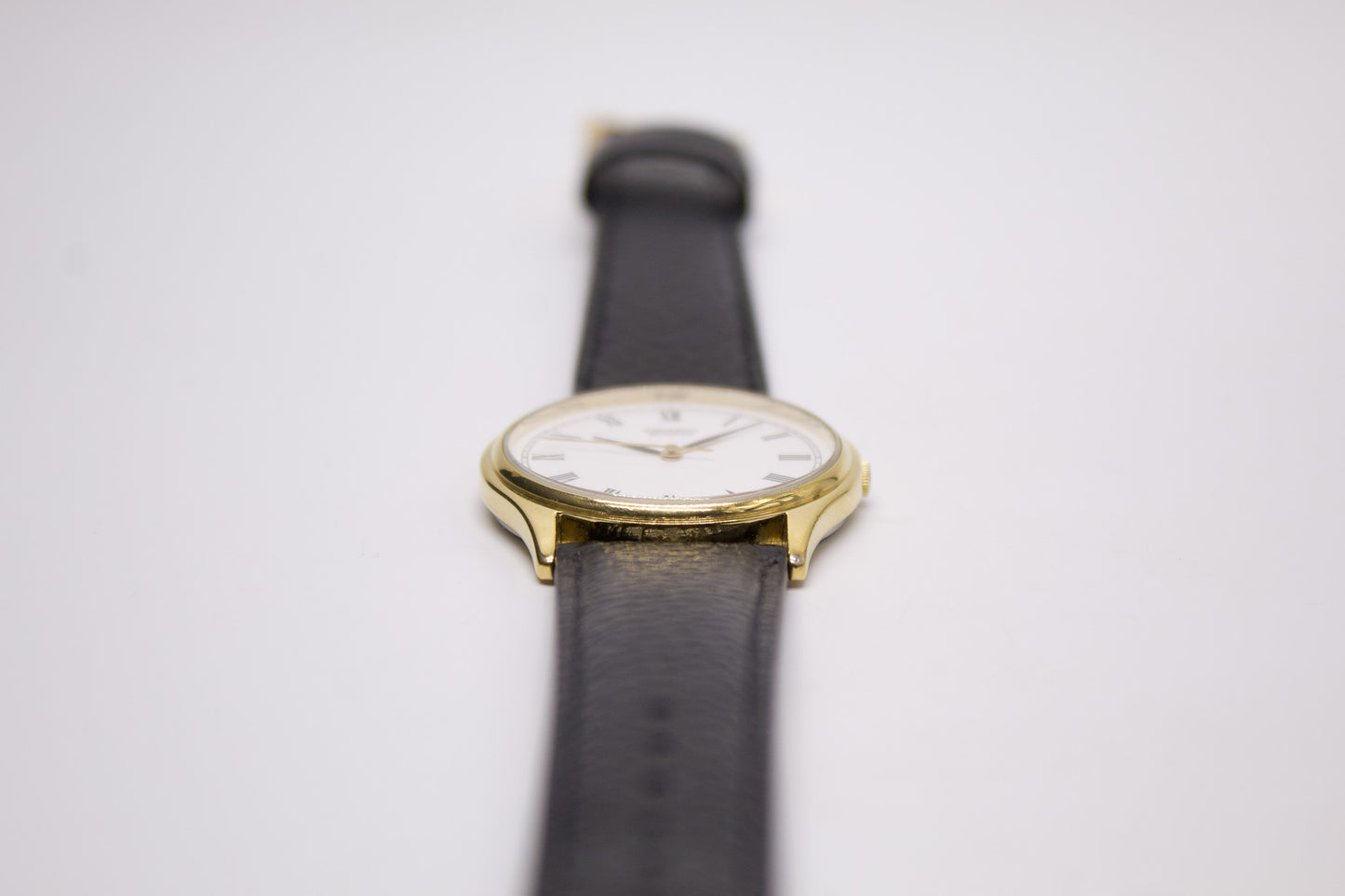 1987 Seiko Quartz Roman Dial Men's Wrist-Watch
