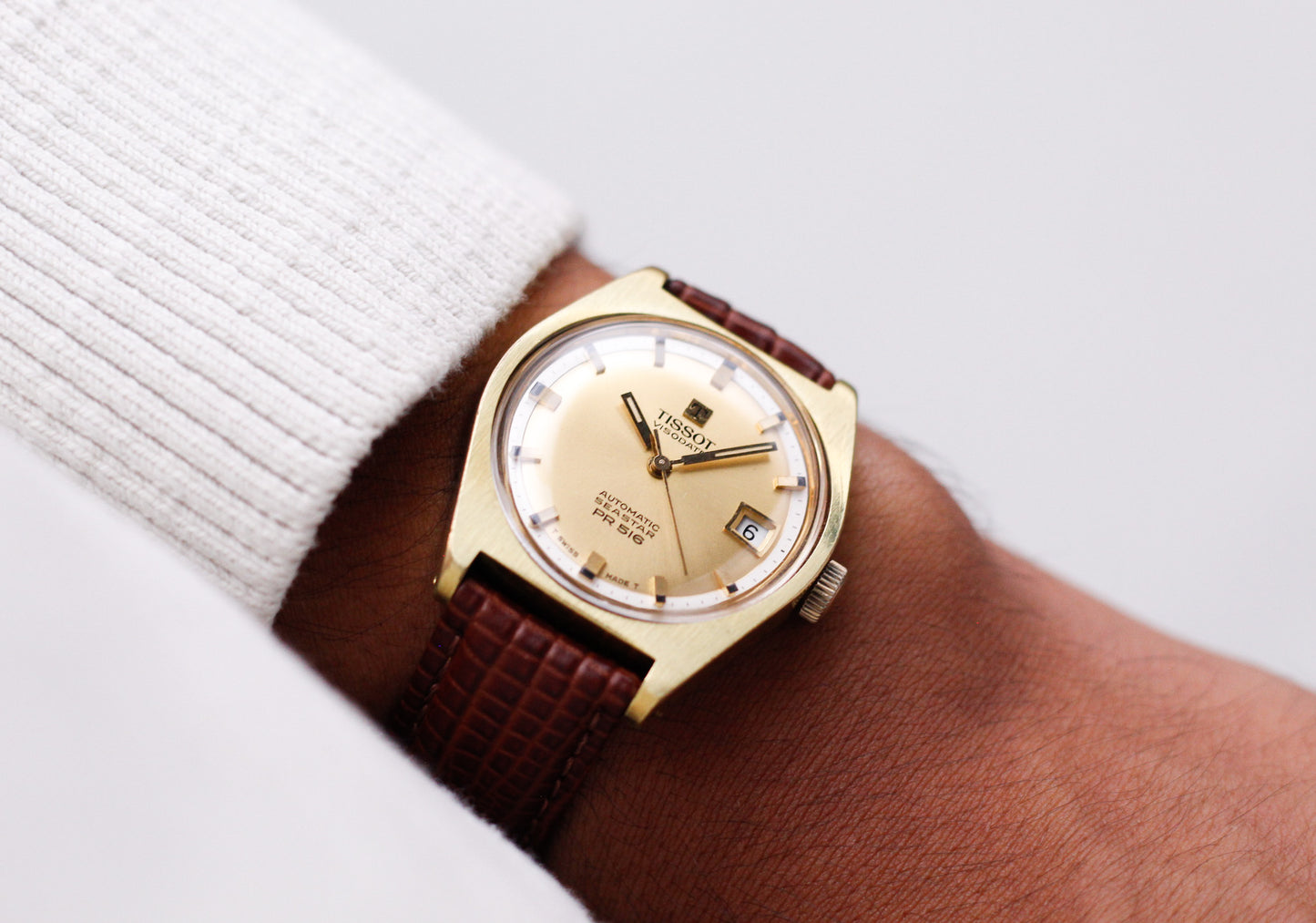 [Serviced] 1970s Tissot PR-516 Golden Sunburst Dial Men's Wrist-Watch