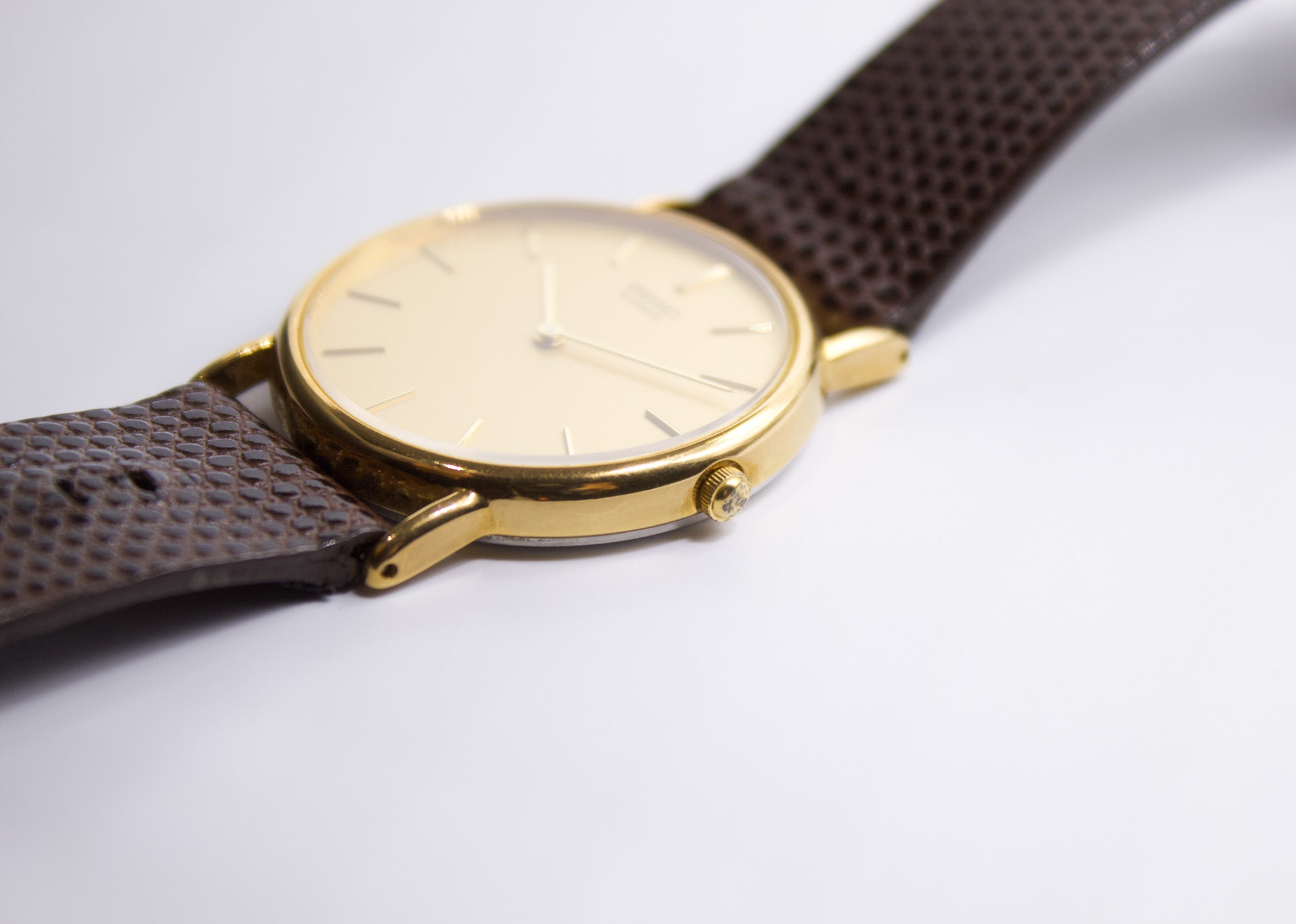 1994 Seiko Quartz Gold Toned Men's Dress Wrist-Watch W/Box 1994 Seiko Quartz Gold Toned Men's Dress Wrist-Watch W/Box