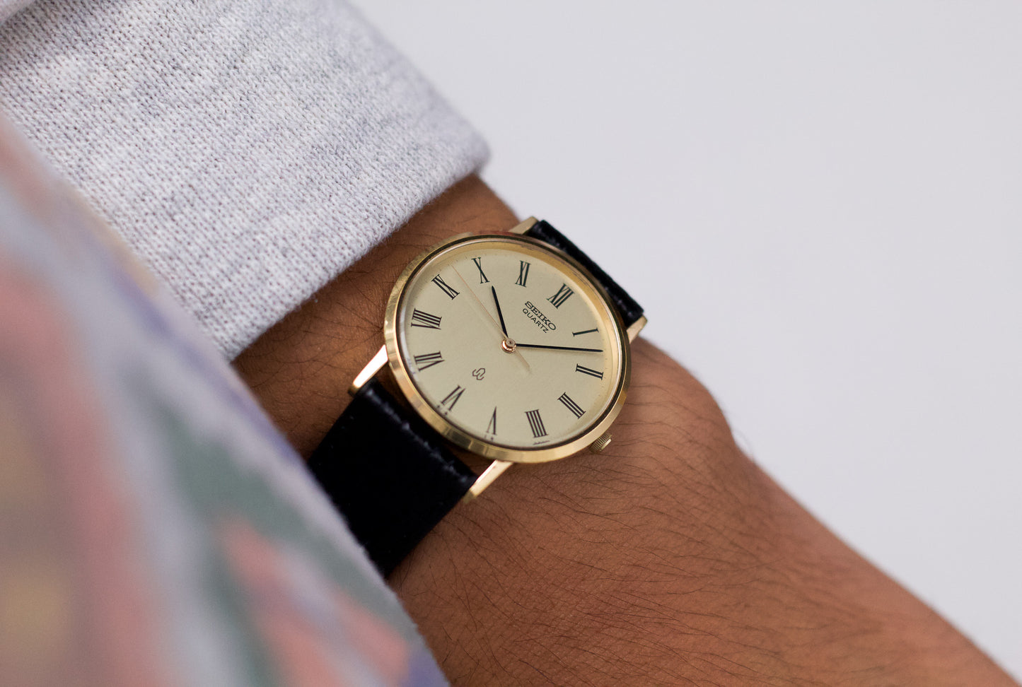 1980 Seiko Quartz Golden Roman Dial Men's Wrist-Watch