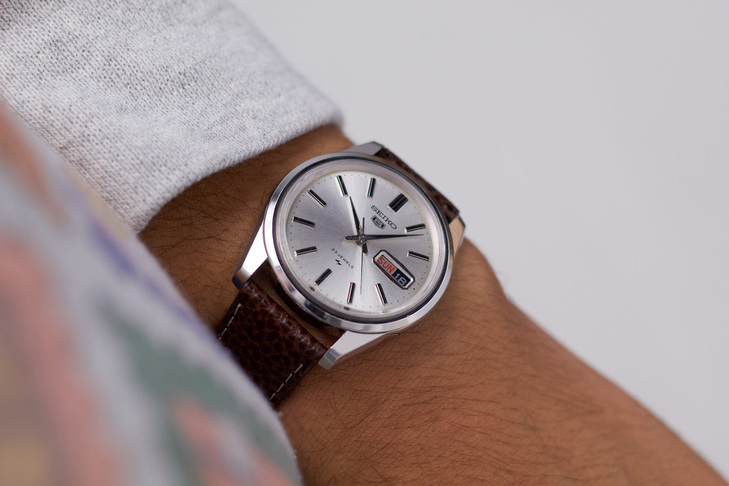 [Serviced] 1968 Seiko 5 Silver Sunburst Dial Men's Wrist-Watch