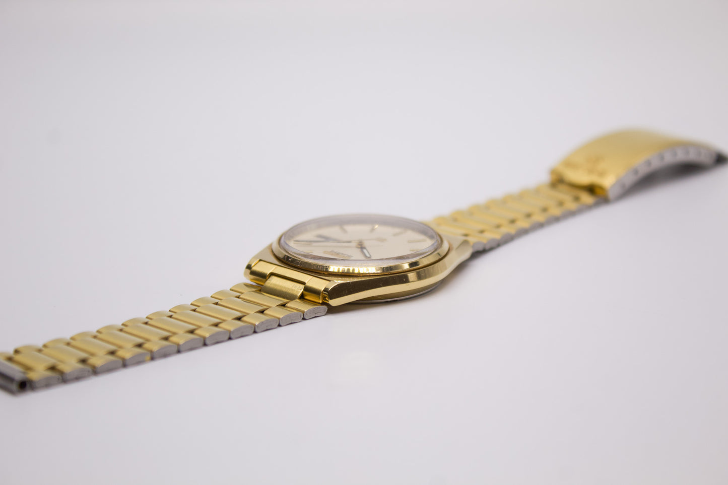 1985 Seiko SQ Light Golden Dial Men's Wrist-Watch