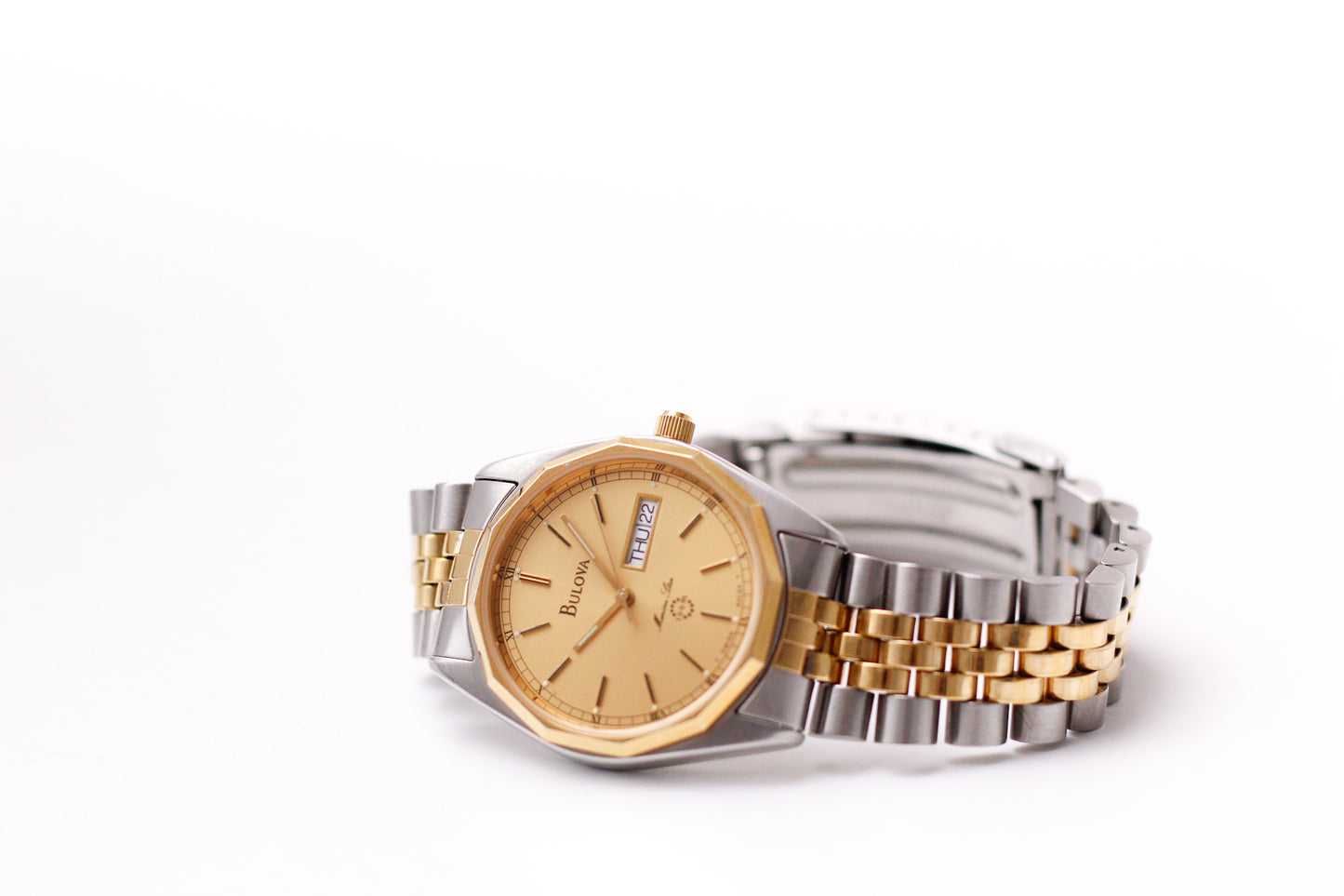 1990s Bulova Marine Stark Golden Sunburst Dial Two Tone Case Men's Wrist-Watch