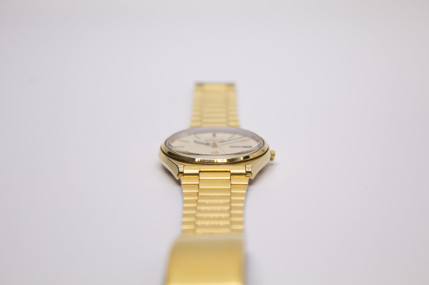 1985 Seiko SQ Light Golden Dial Men's Wrist-Watch