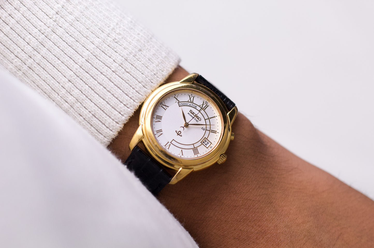 1999 Seiko Kinetic White Roman Dial Men's Wrist-Watch