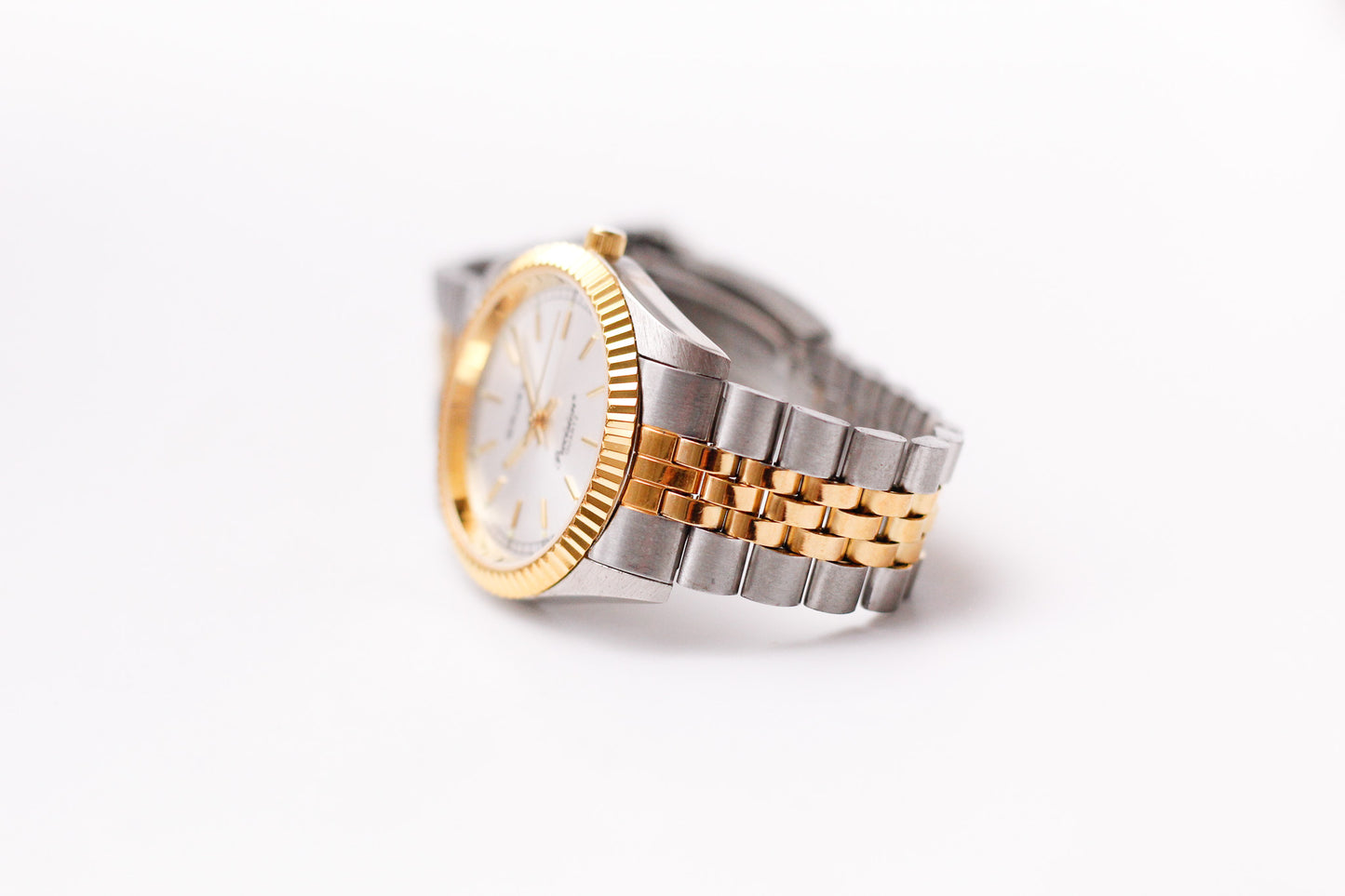 [Mint] 1990s Gruen Precision Quartz Silver Sunburst Dial Two Tone Case Men's Wrist-Watch W/Box & Papers