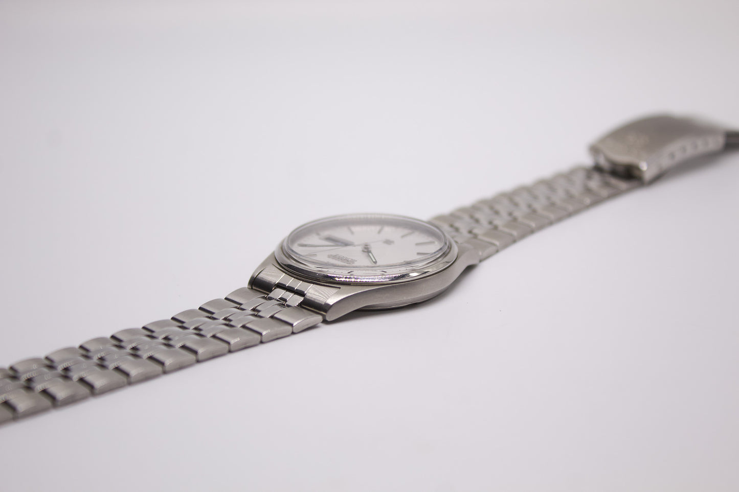 1988 Seiko Quartz Straight Grain Silver Dial Men's Wrist Watch