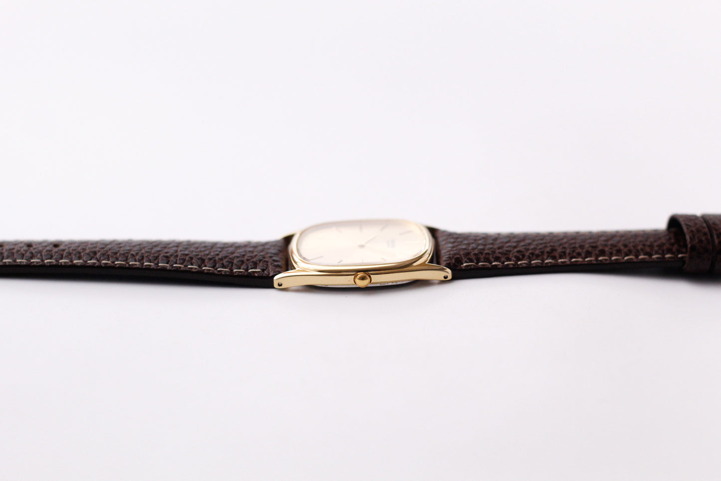 1983 Seiko Quartz 'Baby Ellipse' Golden Sunburst Dial Men's Wrist-Watch W/Box & Papers