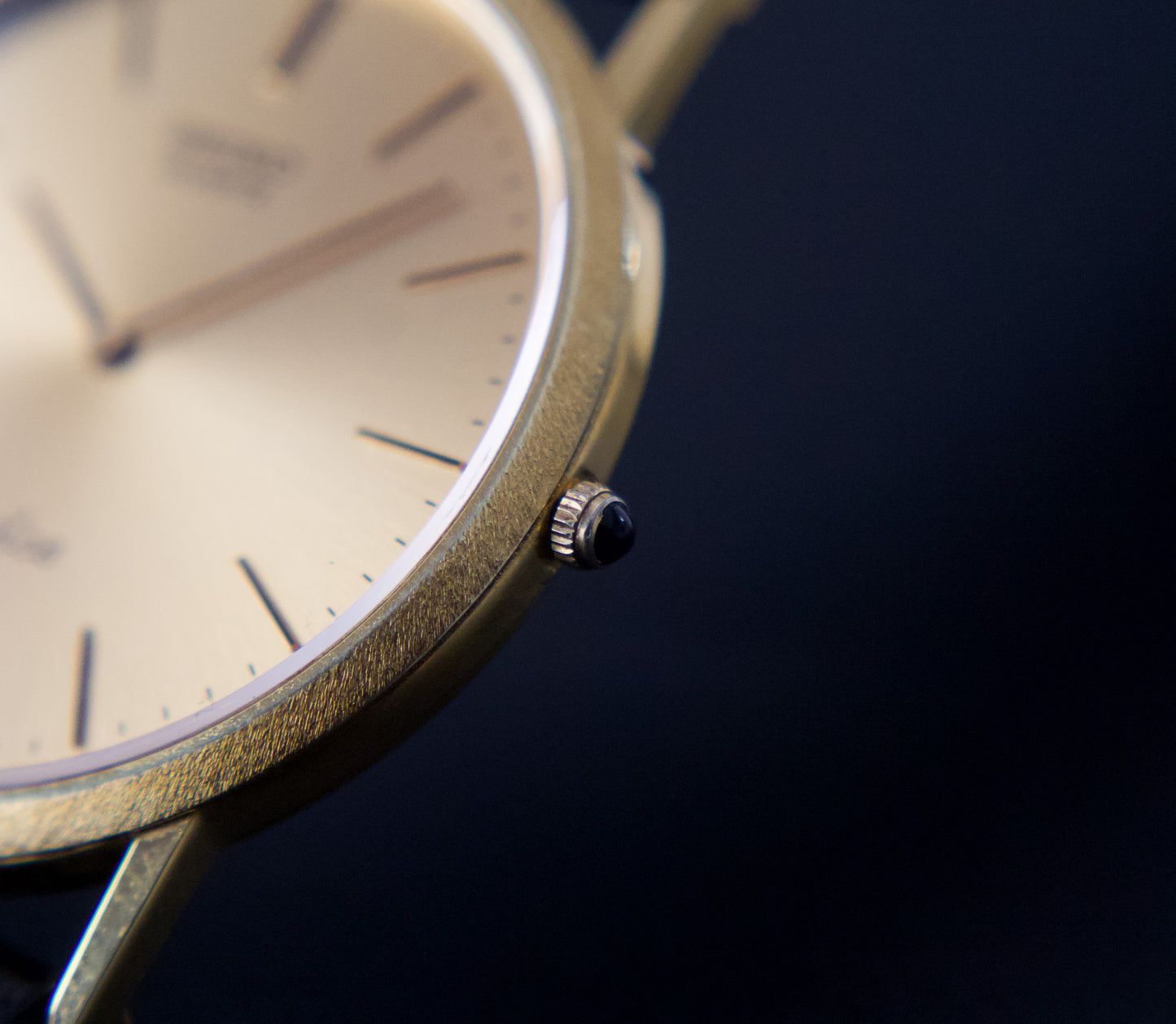 [Near Mint] 1983 Seiko Dolce Matte Sunburst Golden Dial Men's Wrist-Watch