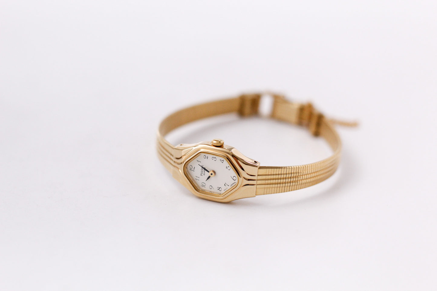[Near Mint] 1992 Pulsar Quartz Cream White Dial Ladies' Wrist-Watch W/Box