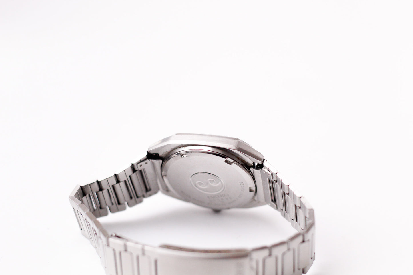 1980 Seiko Silverwave Quartz Straight Grain Silver Dial Men's Wrist-Watch