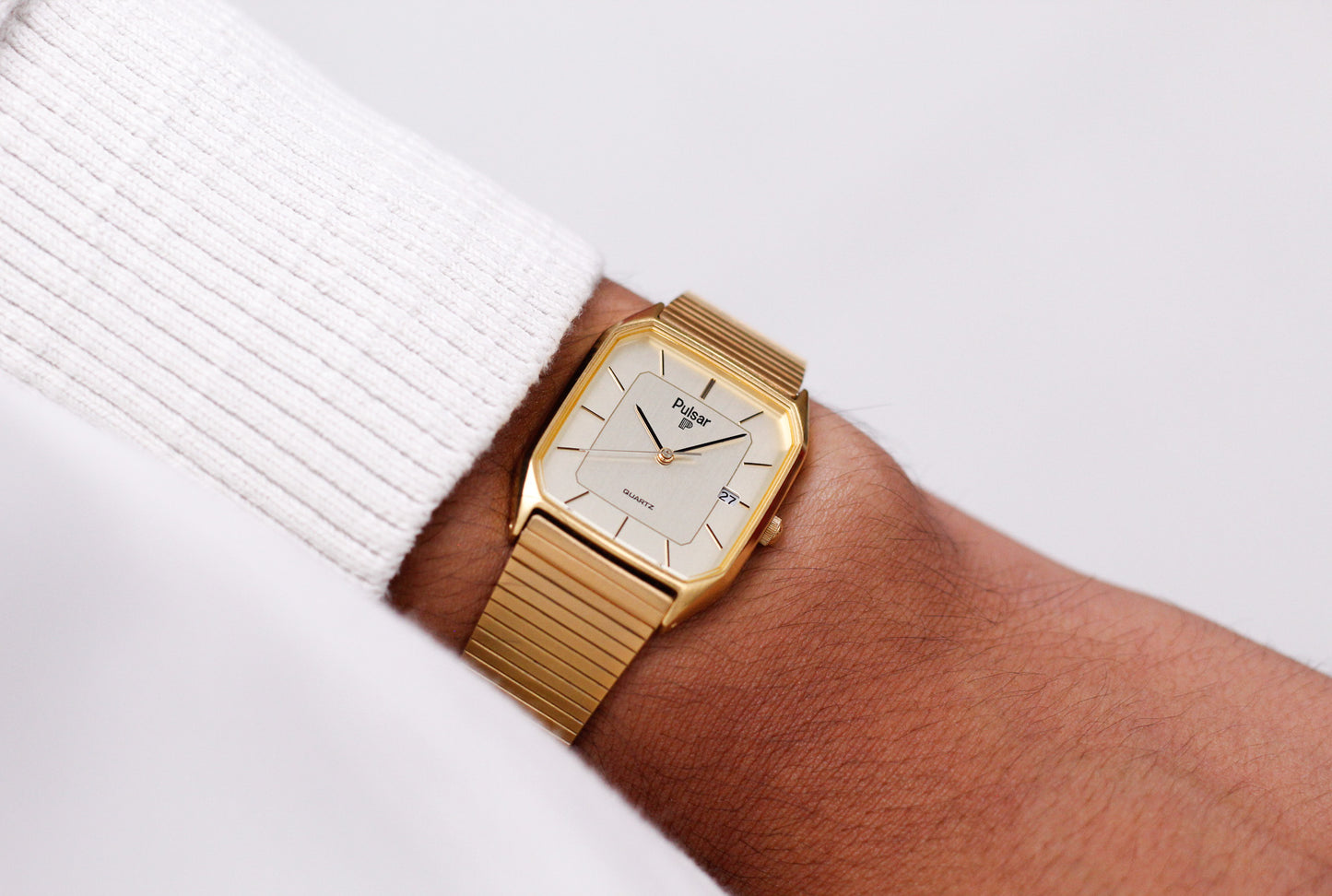 1995 Pulsar Quartz Straight Grain Golden Dial Men's Wrist-Watch W/Box & Papers