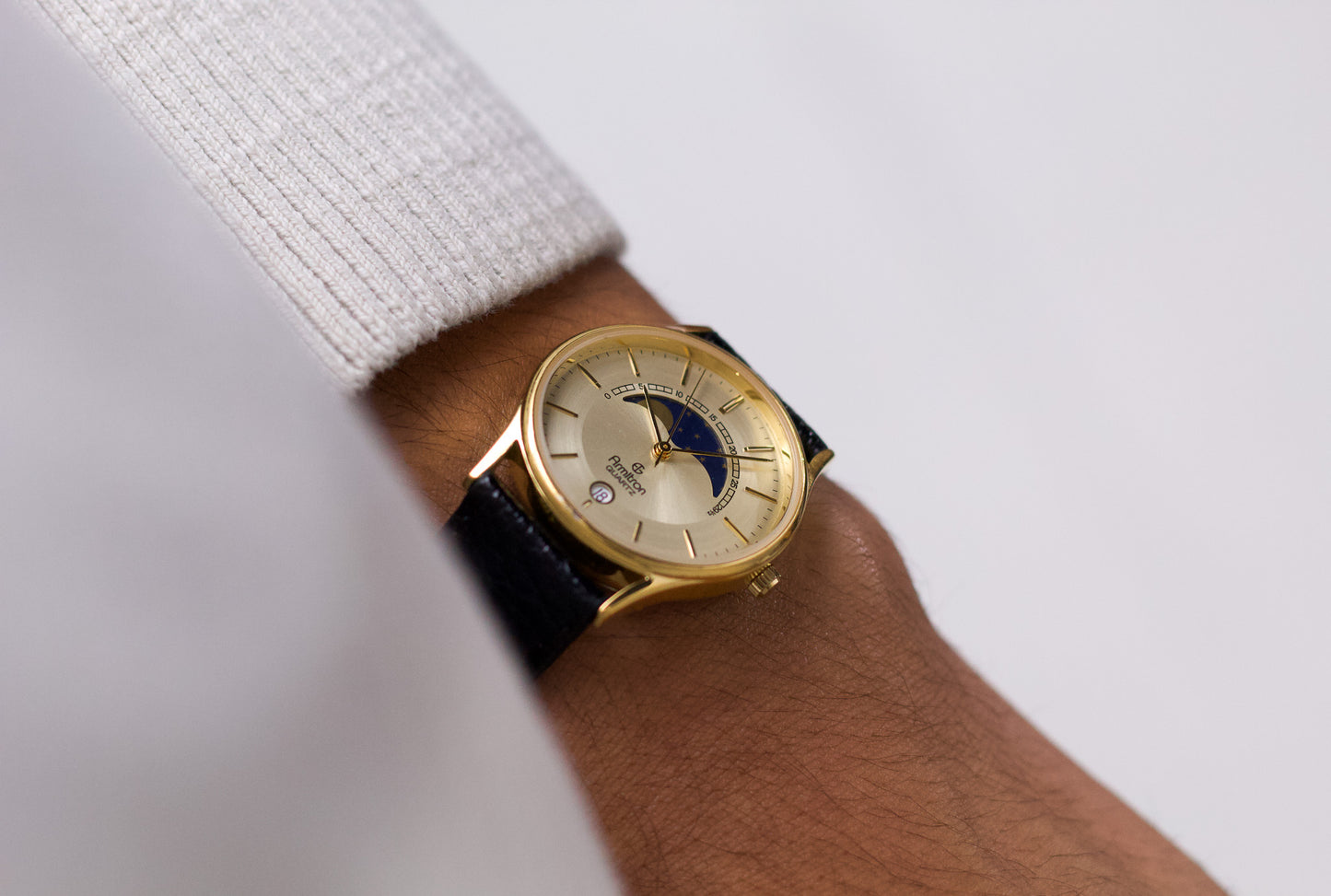 1990s Armitron Quartz Moon-Phase Dial Men's Wrist-Watch