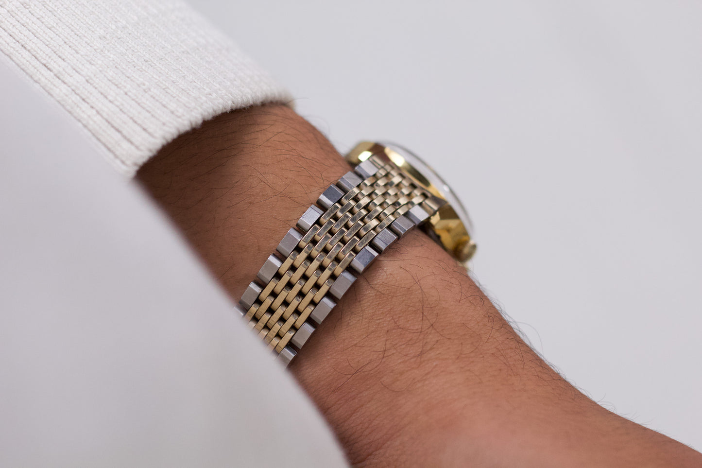 1960s Technos Alarm-Date Deluxe Mechanical Men's Wrist-Watch