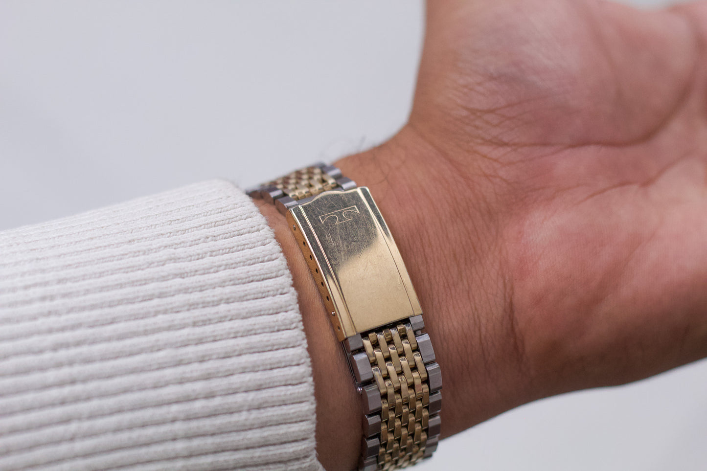 1960s Technos Alarm-Date Deluxe Mechanical Men's Wrist-Watch