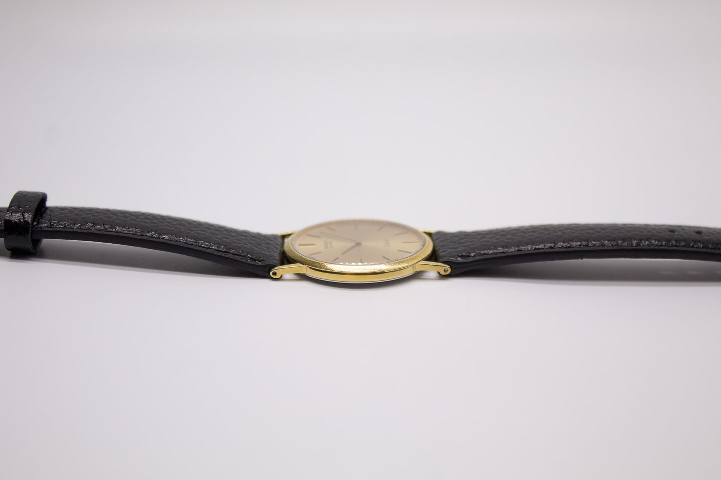 [Near Mint] 1983 Seiko Dolce Matte Sunburst Golden Dial Men's Wrist-Watch