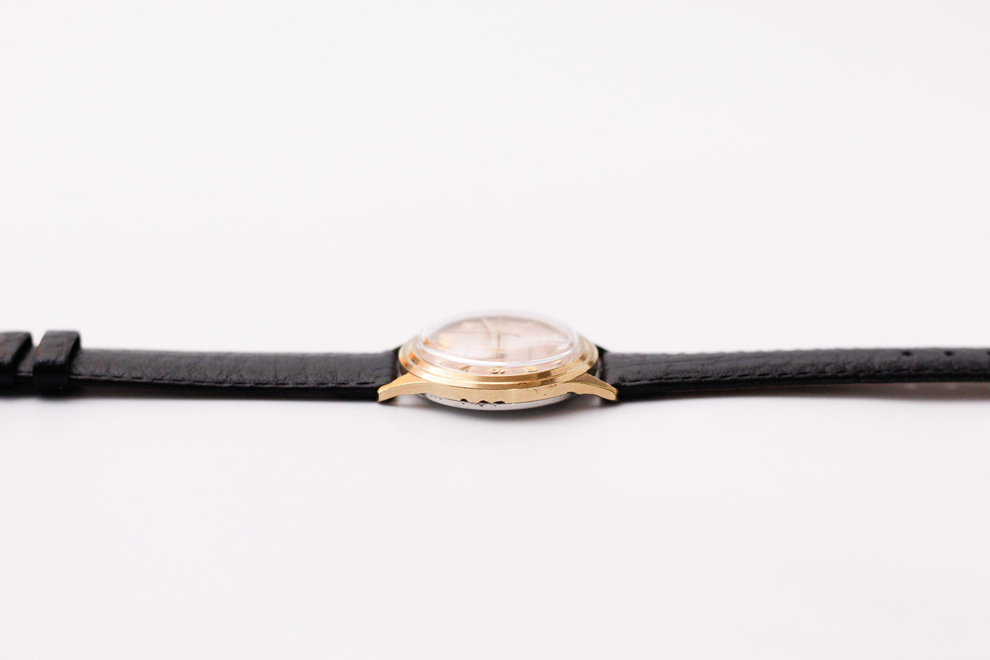 [Serviced] 1960s Caravelle Mechanical Tropical Dial Men's Wrist-Watch