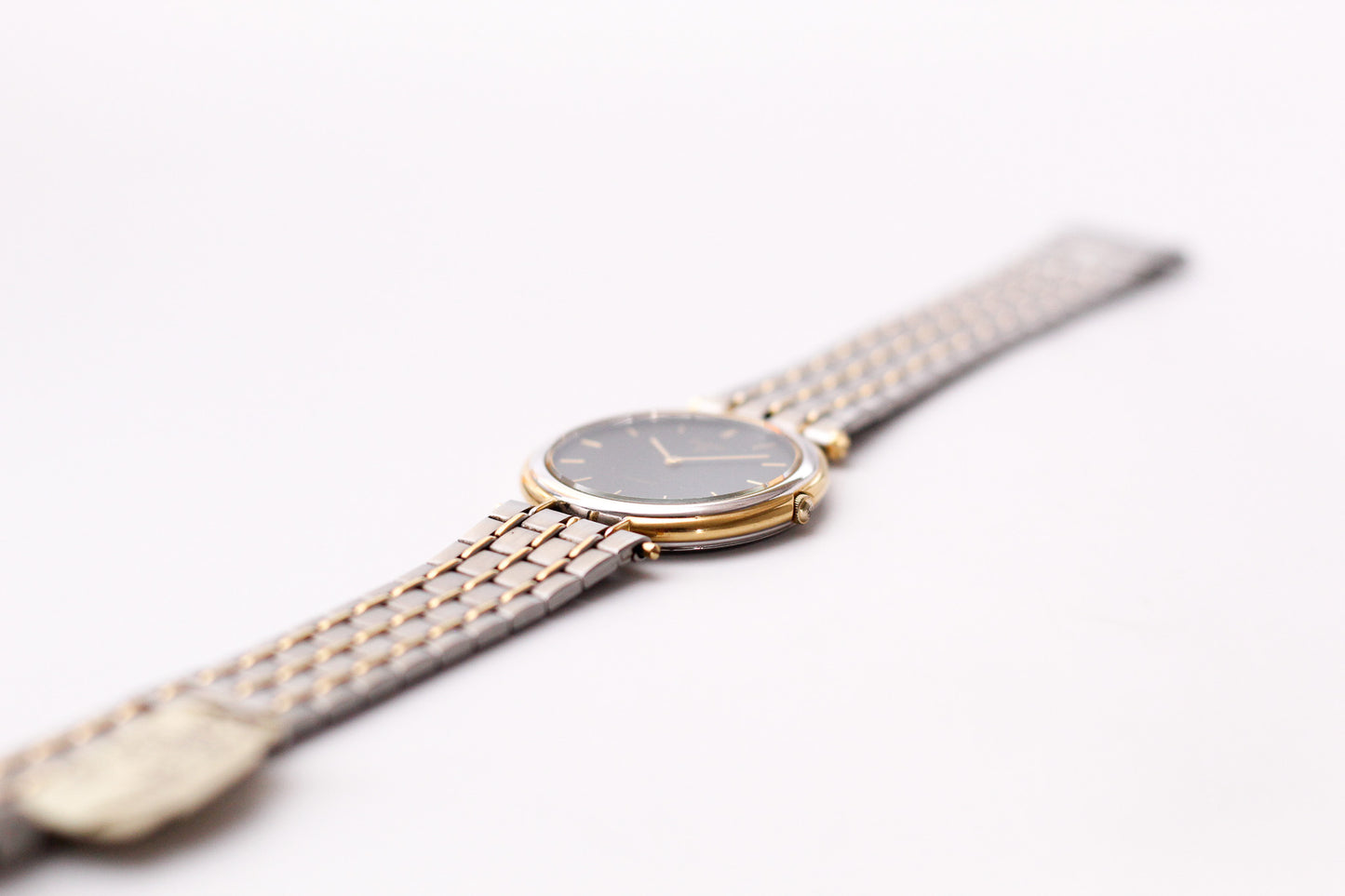 1985 Pulsar Quartz 'Concrete Gray' Dial Two Tone Men's Wrist-Watch