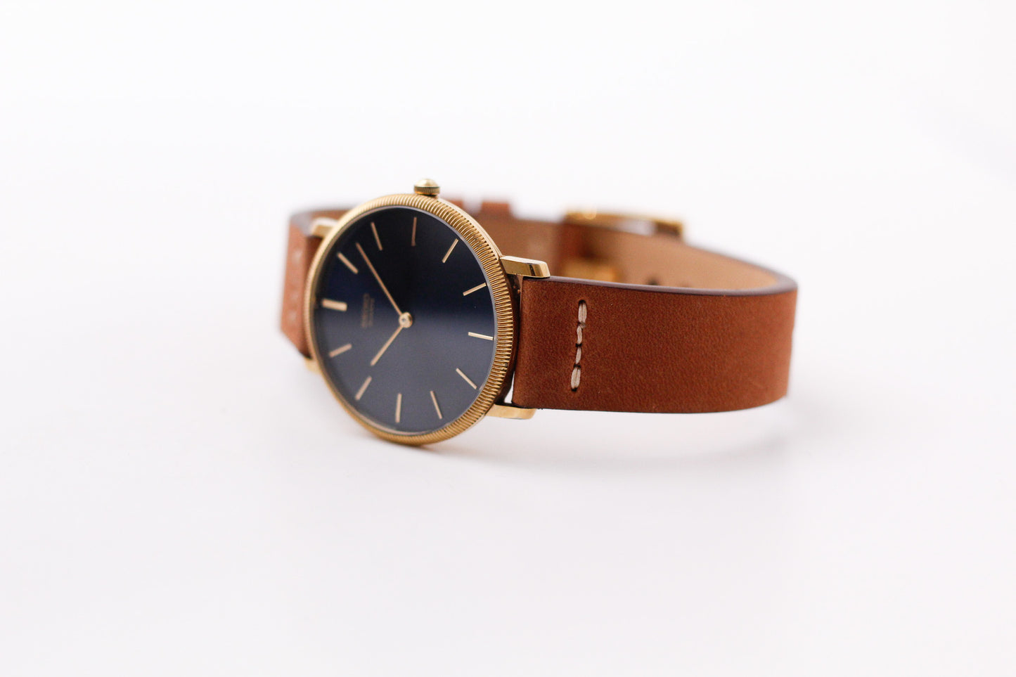 1979 Seiko Quartz Radiant Marine Blue Sunburst Dial Men's Wrist-Watch W/Box & Papers