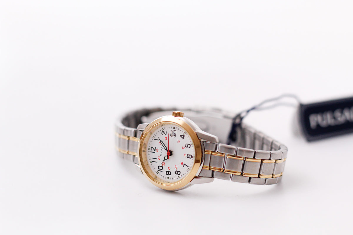 [Mint] 1995 Pulsar Quartz Railroad Dial Two Tone Case Ladies' Wrist Watch