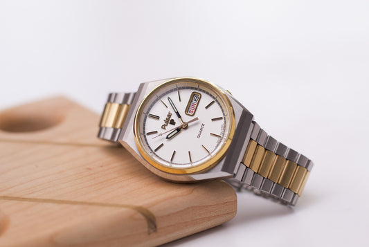1980 Pulsar Quartz Stark White Dial Men's Two Tone Wrist-Watch