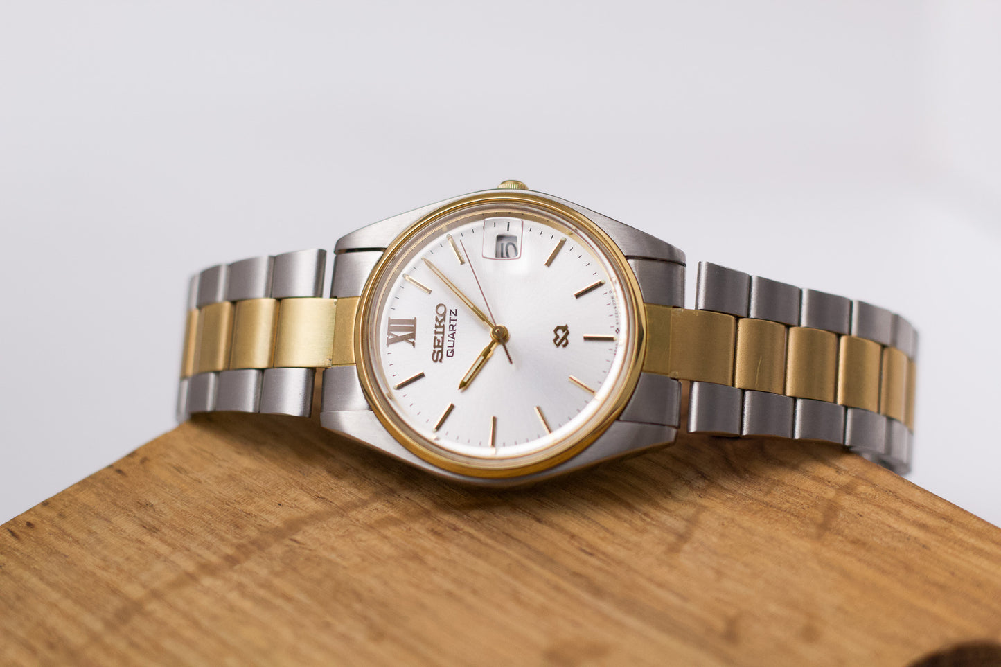 1991 Seiko 'Baby Date-Just' Silver Sunburst Men's Two Tone Wrist-Watch