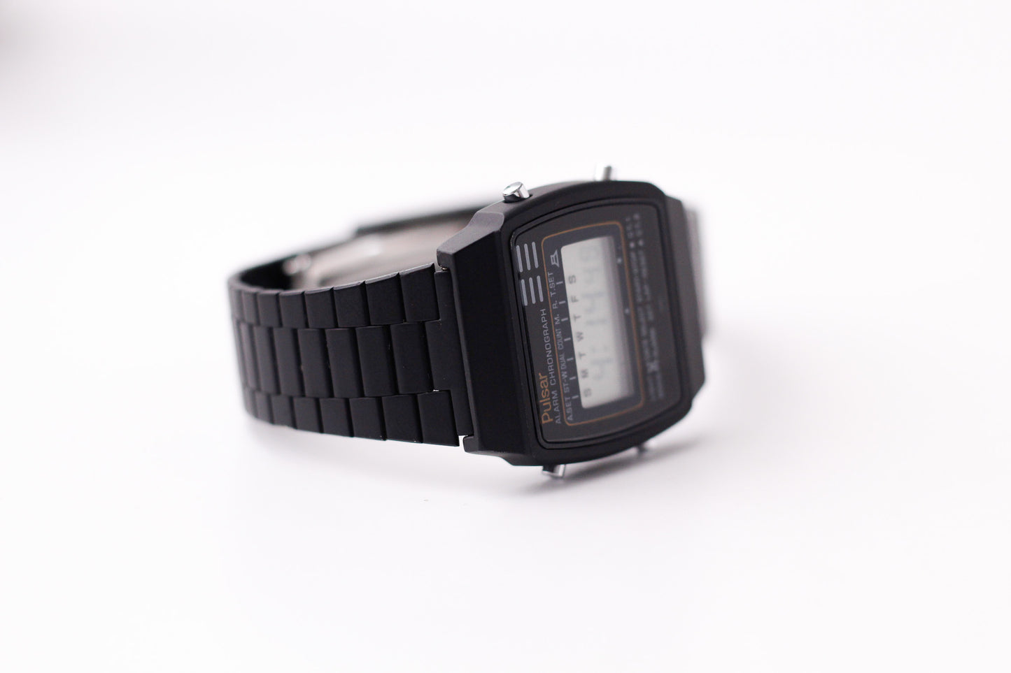 1991 Pulsar Quartz Alarm-Chronograph PVD Black Case Men's Wrist-Watch
