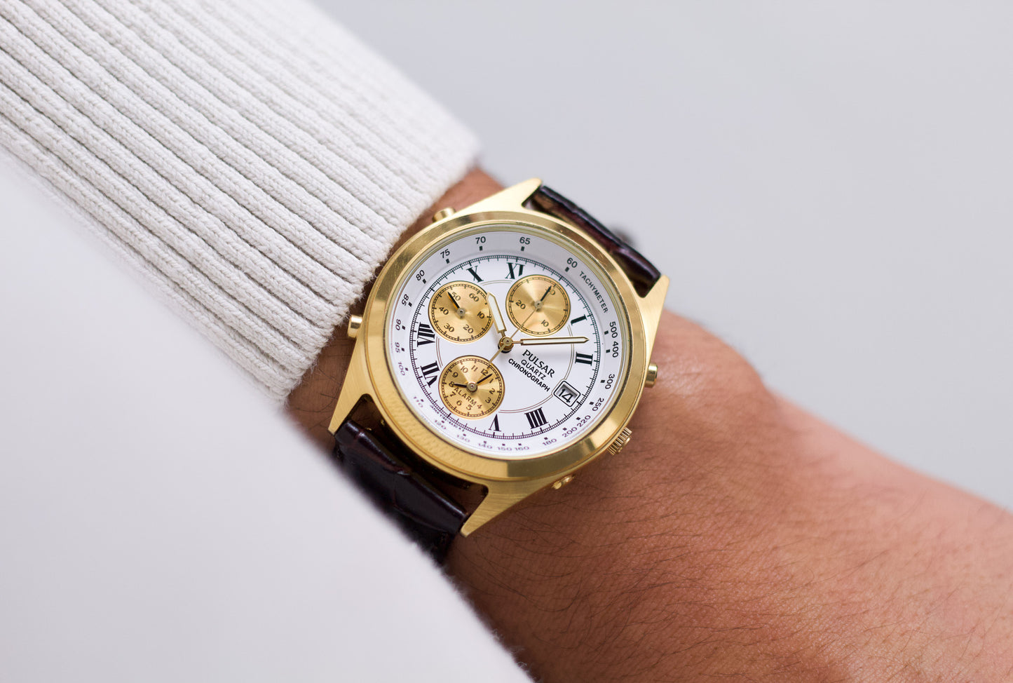 2001 Pulsar Quartz Chronograph-Alarm Roman Dial Men's Wrist-Watch