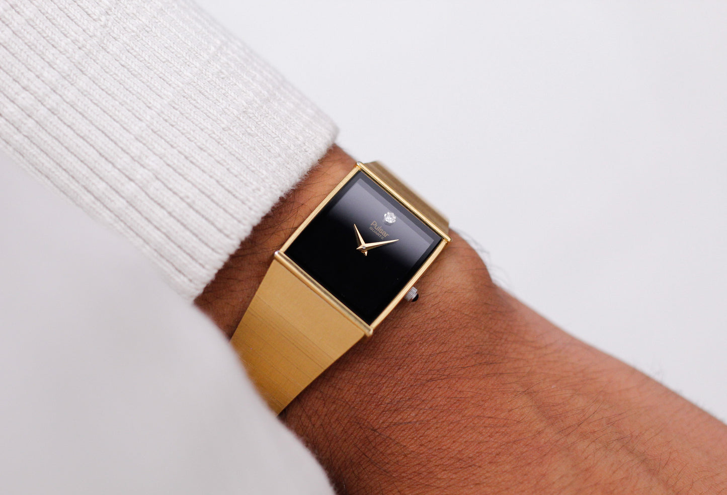 1986 Pulsar Quartz Inky Black Dial Golden Tank Men's Wrist-Watch