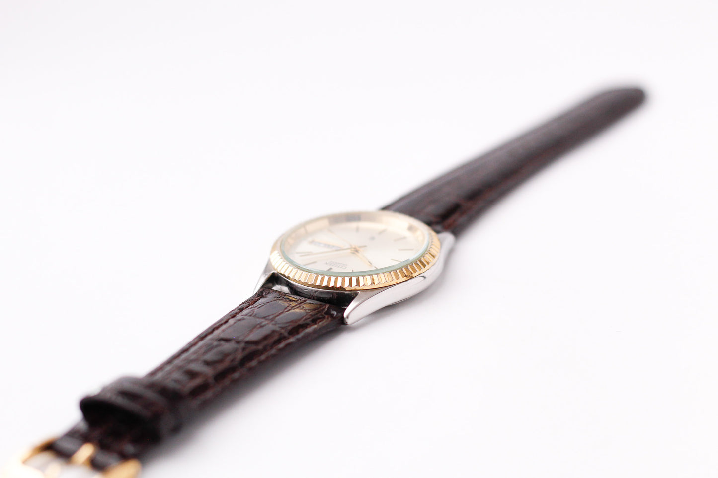 1998 Citizen Baby 'Day-Date' Champagne Sunburst Dial Two Tone Men's Wrist-Watch